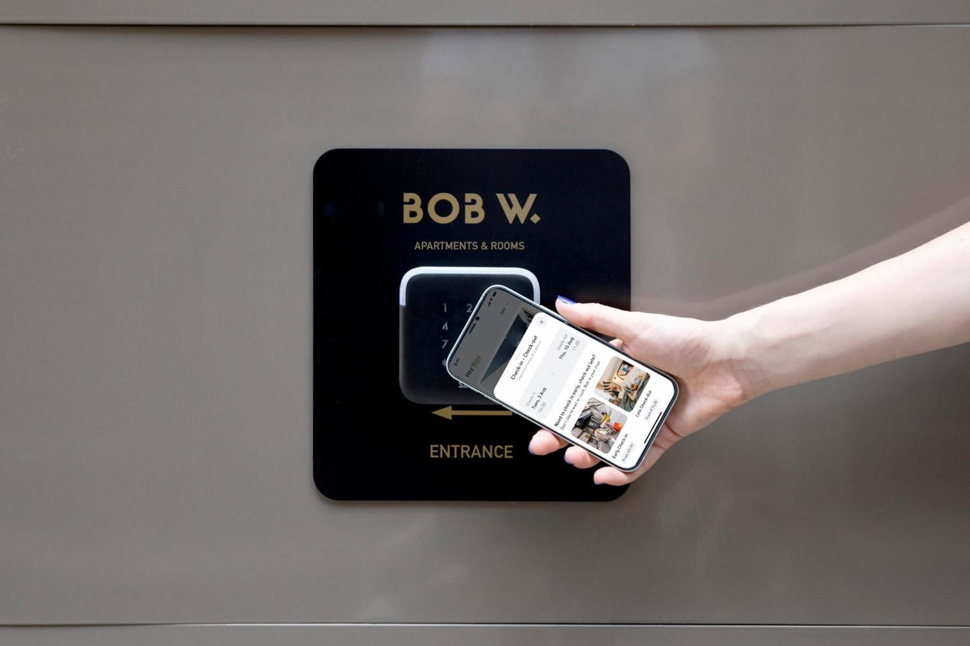 Bob W Paernu Apartment Luaran gambar